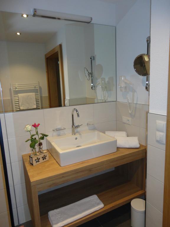 Chasa Allegria Ischgl Room photo